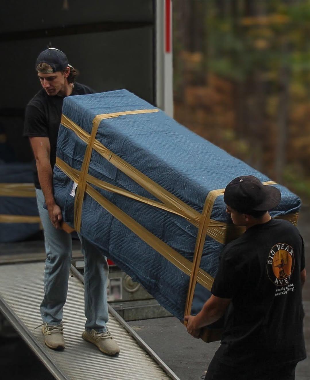 cross country moving services loading household goods cross country moving services loading household goods