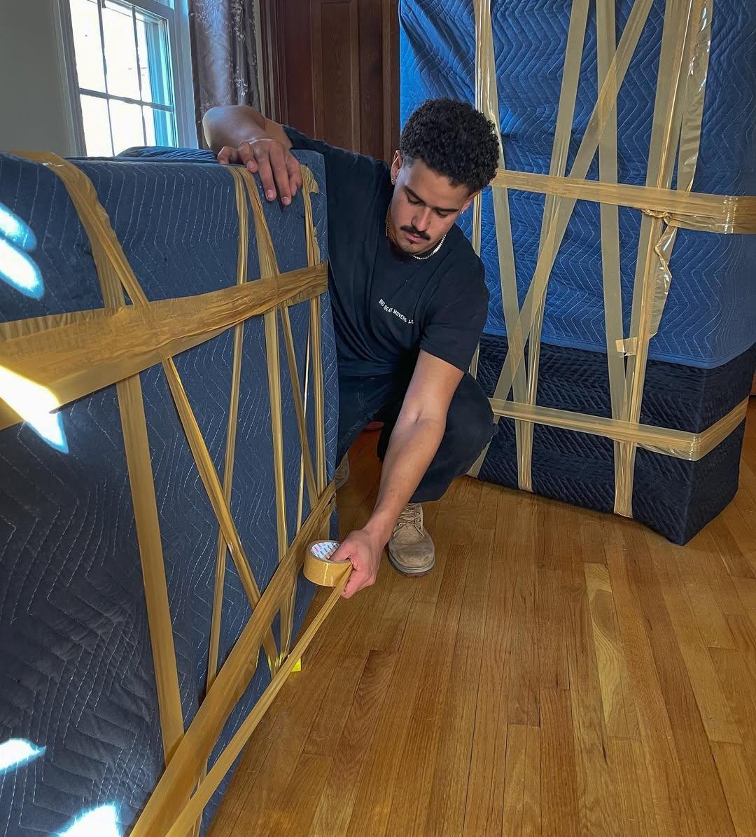 furniture padding protection packing services MA furniture padding protection packing services MA