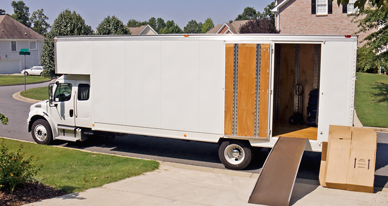 How to Safely Drive a Moving Truck