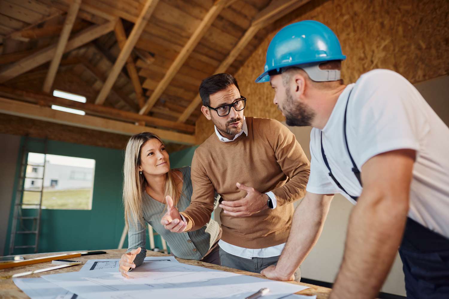 Top Questions to Ask a Contractor Before Moving Out
